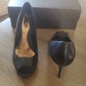 Gucci Napa Steve Nero- Size 38